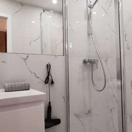 Apartment Flou Przystan Letnica 79, Parking & 700m Plaza Gdansk